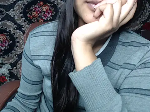 Wish Queen online show from 12/13/25, 08:04