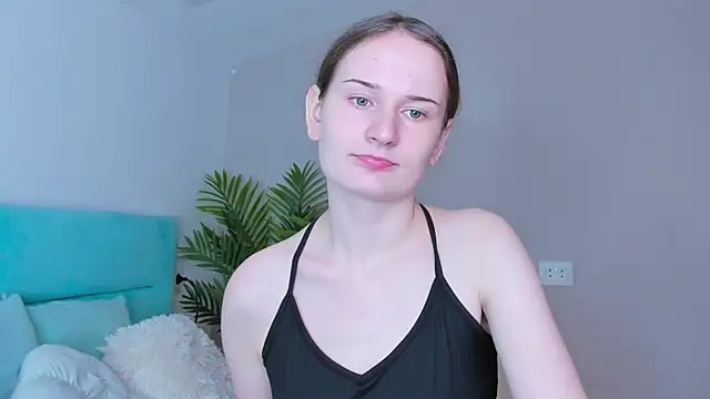 L1ittle kitty  online show from 12/05/25, 06:56