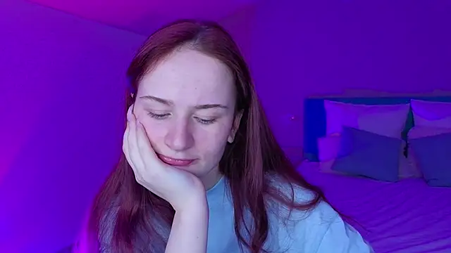 Snapshot of L1ittle_kitty_ chatting on 02/25/26, 06:46 L1ittle kitty online show from 02/25/26, 06:46