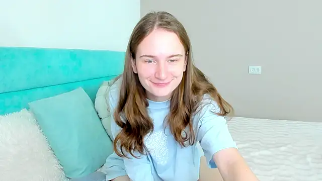 L1ittle kitty  online show from 09/28/25, 05:36