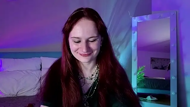 L1ittle kitty  online show from 05/18/26, 05:34