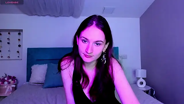 L1ittle kitty  online show from 09/19/25, 05:44