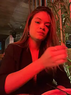 Snapshot of Alisha-Bond chatting on 03/01/25, 02:15 Alisha-Bond online show from 03/01/25, 02:15