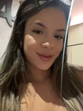 Snapshot of Alisha-Bond chatting on 03/04/25, 11:11 Alisha-Bond online show from 03/04/25, 11:11