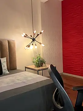 Alisha-Bond online show from 11/04/25, 07:06