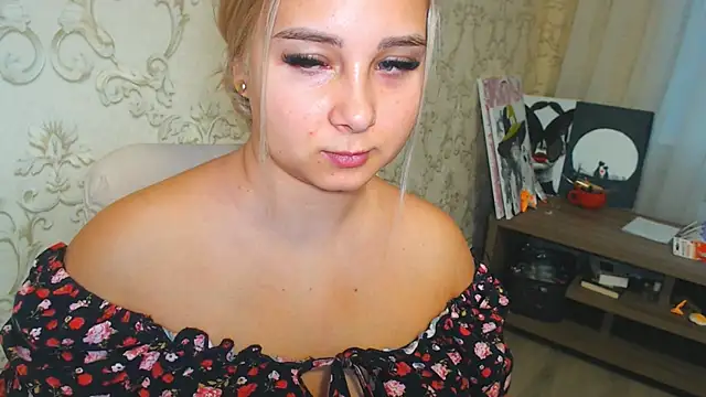 DolphinDreams online show from 11/30/25, 10:49