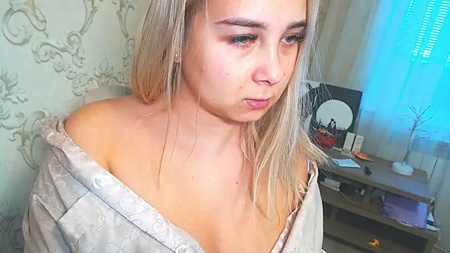 DolphinDreams online show from 01/18/26, 10:51