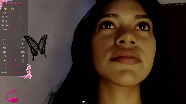 Snapshot of valeriah_7 chatting on 12/12/24, 03:43 valeriah 7 online show from 12/12/24, 03:43