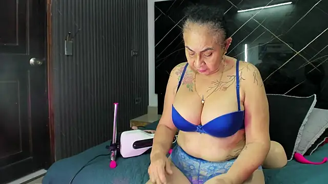 cloee-rabbyt online show from 10/20/25, 11:44