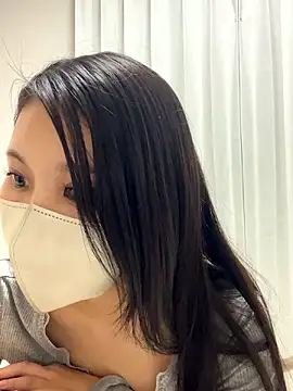 Snapshot of yuki_room chatting on 12/08/24, 12:41 yuki room online show from 12/08/24, 12:41