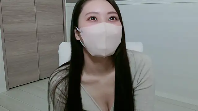 yuki room online show from 01/10/26, 01:17