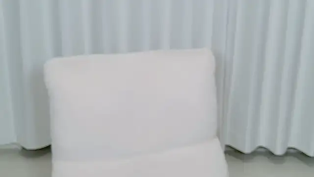 Snapshot of yuki_room chatting on 09/16/25, 01:12 yuki room online show from 09/16/25, 01:12