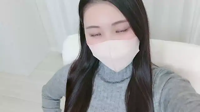 Snapshot of yuki_room chatting on 10/03/25, 02:40 yuki room online show from 10/03/25, 02:40