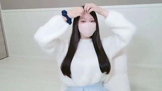 yuki room online show from 07/01/26, 02:17