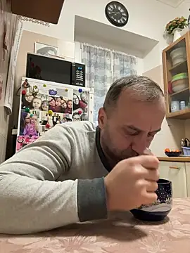 Lecatore80 online show from 02/07/26, 06:43