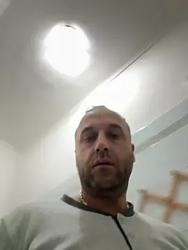 Lecatore80 online show from 11/22/25, 06:34