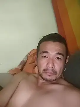 Teehpete online show from 10/16/25, 04:54