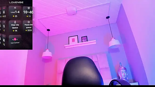 Lucy Williiams online show from 01/08/26, 07:09