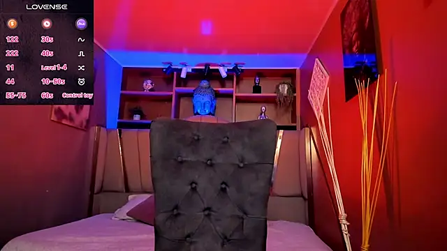 Lucy Williiams online show from 11/10/25, 11:37