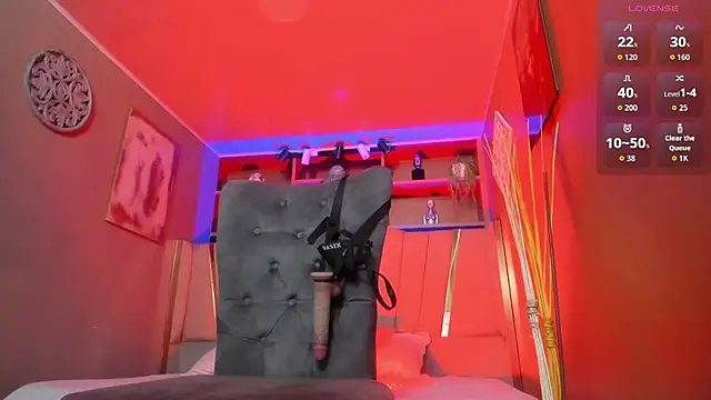 Lucy Williiams online show from 10/30/25, 11:41