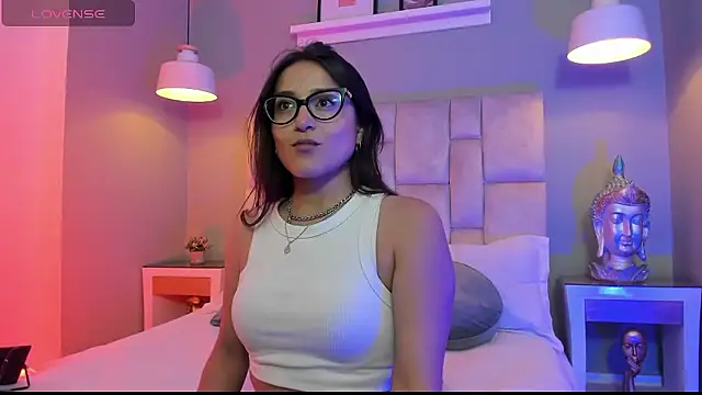 Lucy Williiams online show from 01/09/26, 07:21