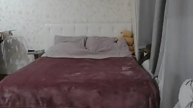 Snapshot of KateBunny chatting on 10/07/25, 03:35 KateBunny online show from 10/07/25, 03:35