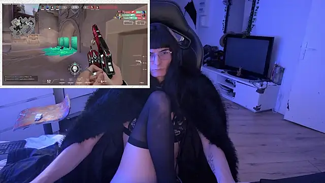 CeriseLapine online show from 10/28/25, 11:36