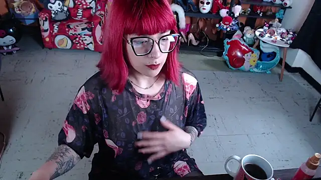 MissMiia2 online show from 02/16/26, 06:39