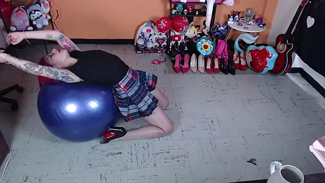 MissMiia2 online show from 03/19/25, 04:34