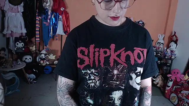 MissMiia2 online show from 06/26/26, 12:11
