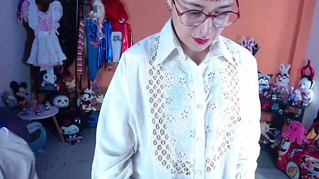 MissMiia2 online show from 05/04/26, 02:20