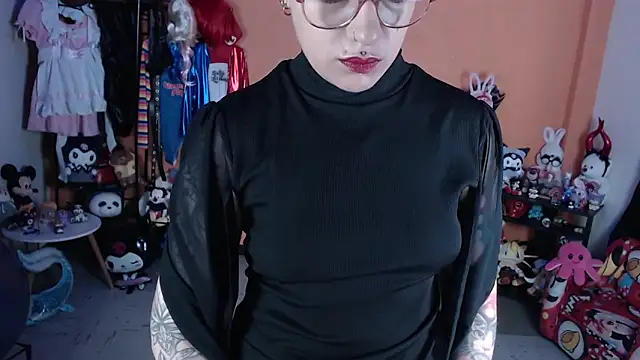 MissMiia2 online show from 05/14/26, 12:57