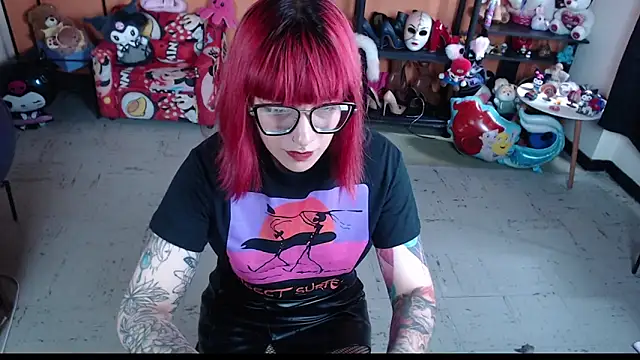 MissMiia2 online show from 02/15/26, 06:18