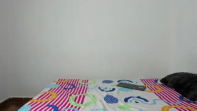 Snapshot of evanscollins chatting on 01/14/25, 02:19 evanscollins online show from 01/14/25, 02:19