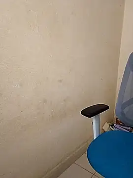 Snapshot of Indianhyna chatting on 10/09/25, 07:31 Indianhyna online show from 10/09/25, 07:31