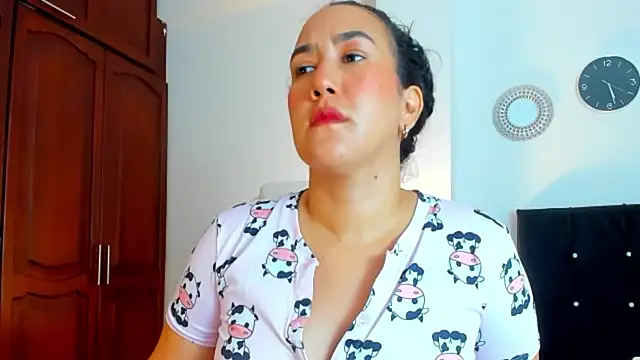 kathyajhonss online show from 04/10/26, 10:28