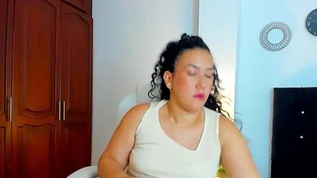 kathyajhonss online show from 04/28/26, 09:08