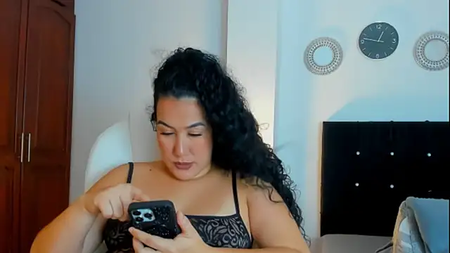 kathyajhonss online show from 11/08/25, 11:41