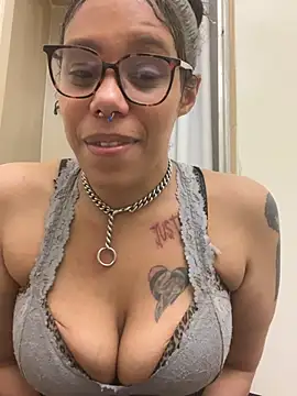 Princess Desirae online show from 04/13/26, 04:16