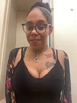 Princess Desirae online show from 04/10/26, 04:52