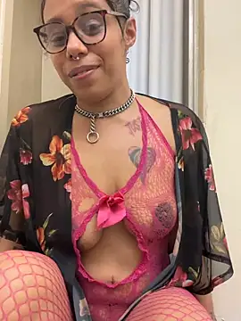 Princess Desirae online show from 04/15/26, 03:23