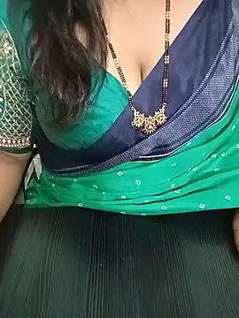 Snapshot of your-sameera chatting on 06/17/26, 06:02 your-sameera online show from 06/17/26, 06:02