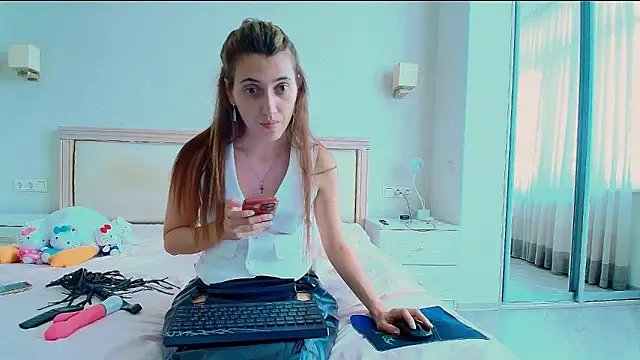 Iren online show from 11/06/25, 10:41