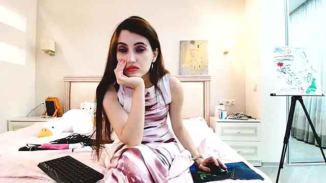 Iren online show from 12/01/25, 04:41