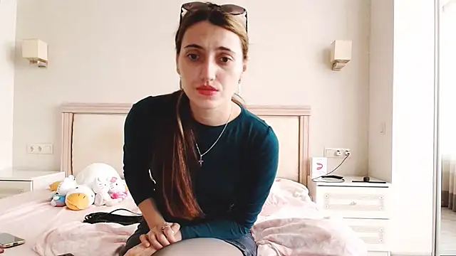 Iren online show from 11/08/25, 09:46