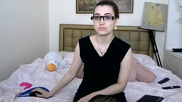 Snapshot of Iren chatting on 05/22/26, 06:44 Iren online show from 05/22/26, 06:44
