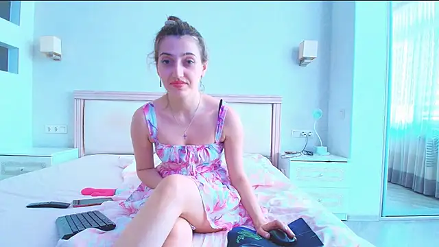 Iren online show from 11/02/25, 08:08