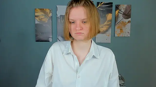 LilianSwall online show from 01/13/26, 02:43