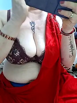 Snapshot of Raja_Ranii chatting on 06/26/26, 12:27 Raja Ranii online show from 06/26/26, 12:27