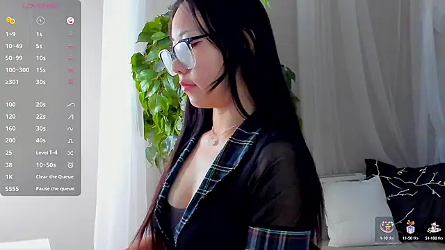 Snapshot of Inari_Okami_ chatting on 03/23/25, 06:47 Inari Okami online show from 03/23/25, 06:47
